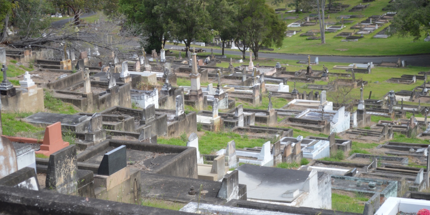 Toowong Cemetery Rolling Hills